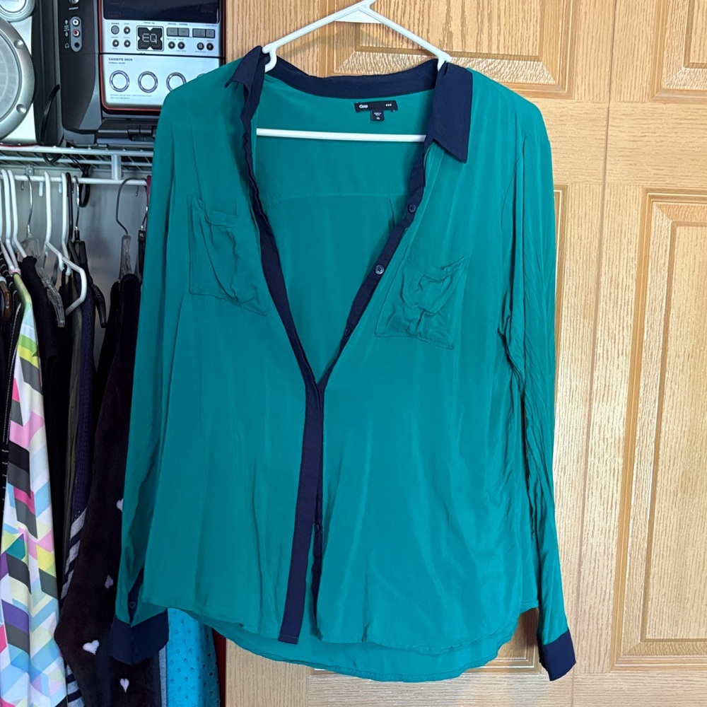 GAP Teal Blouse with Navy Trim